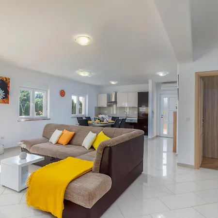 Awesome In With House A Panoramic View Semesterbostad