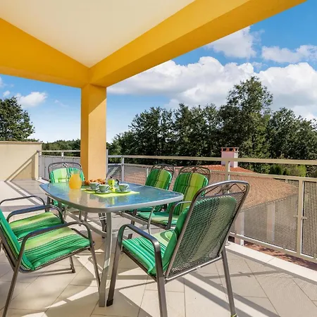 Awesome In With House A Panoramic View Pazin
