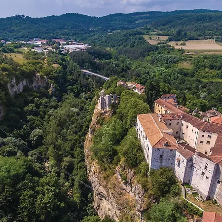 Awesome In With House A Panoramic View Semesterbostad Pazin